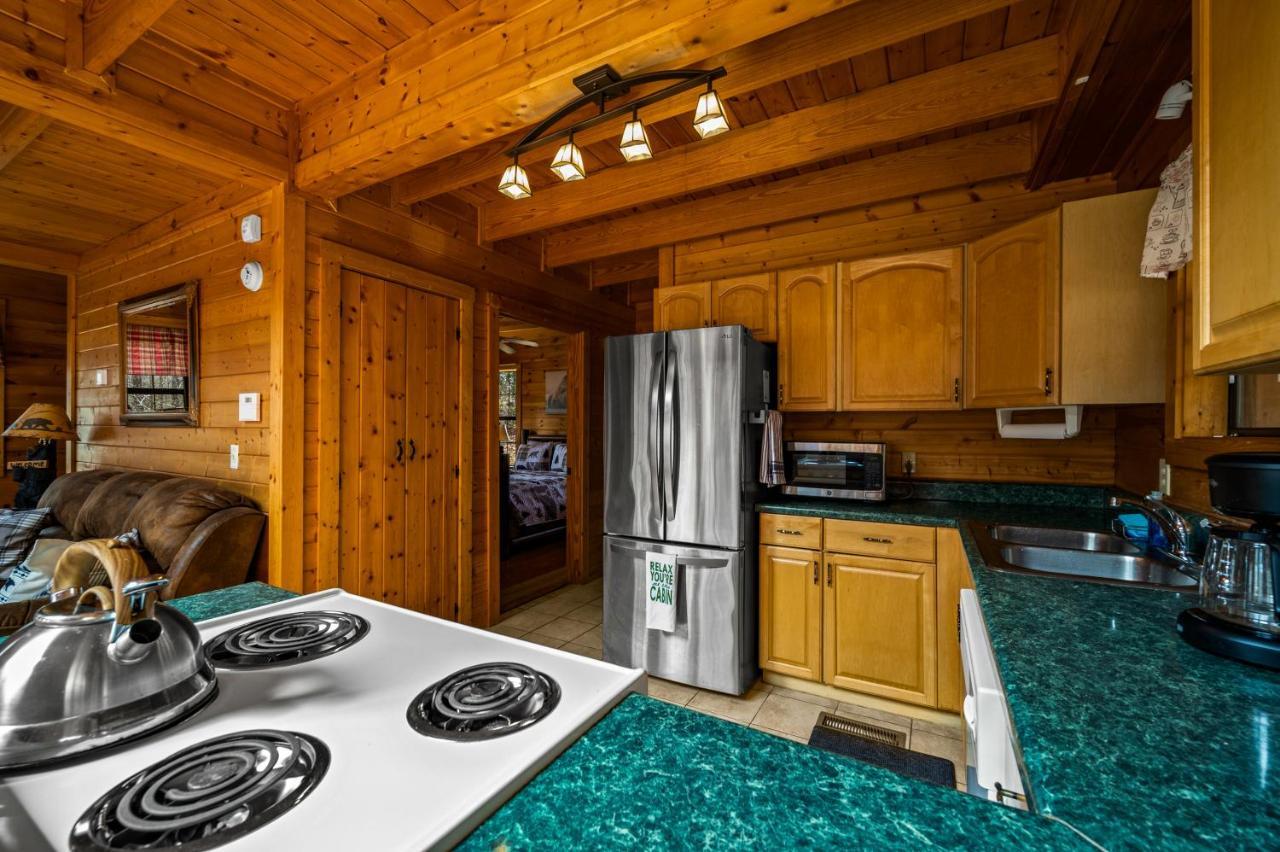 Holiday home Great Smoky Mountains Cabin!, Secluded, Pet-kid Friendly!