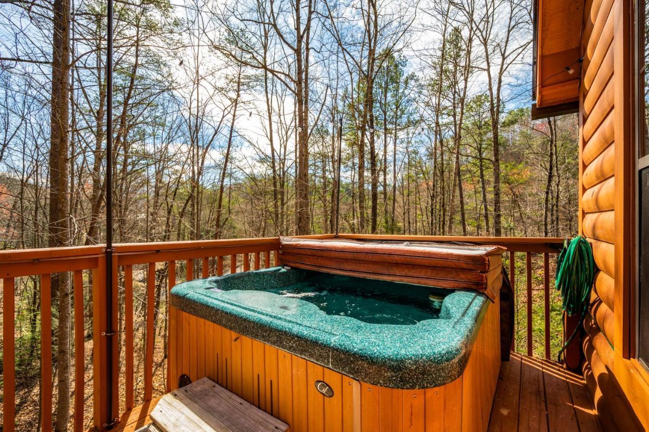 Great Smoky Mountains Cabin!, Secluded, Pet-kid Friendly!
